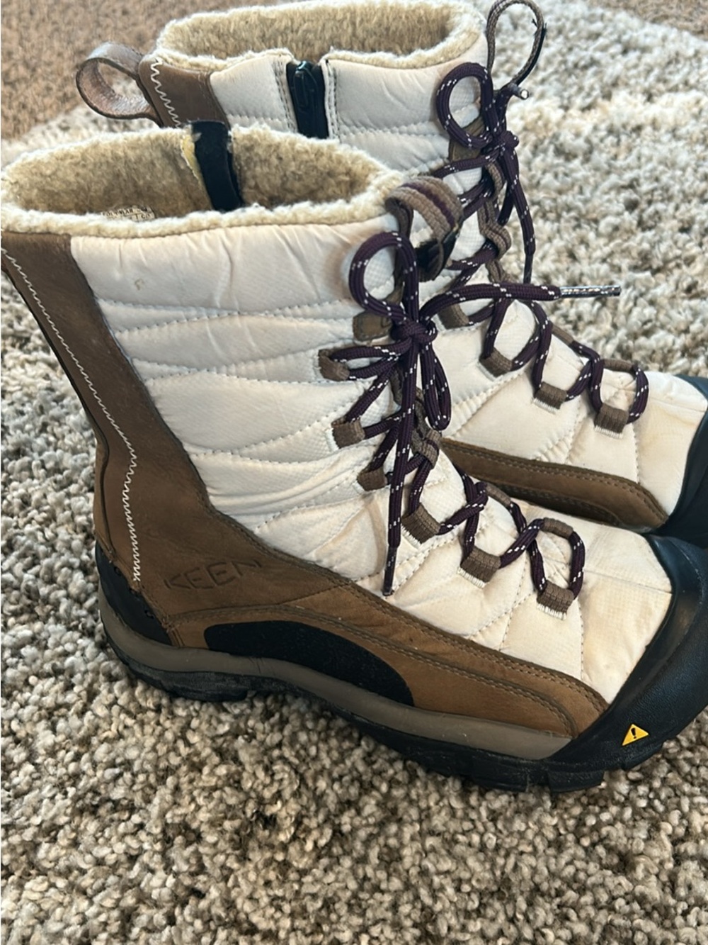 KEEN Women's Insulated Winter Boots - White & Brown